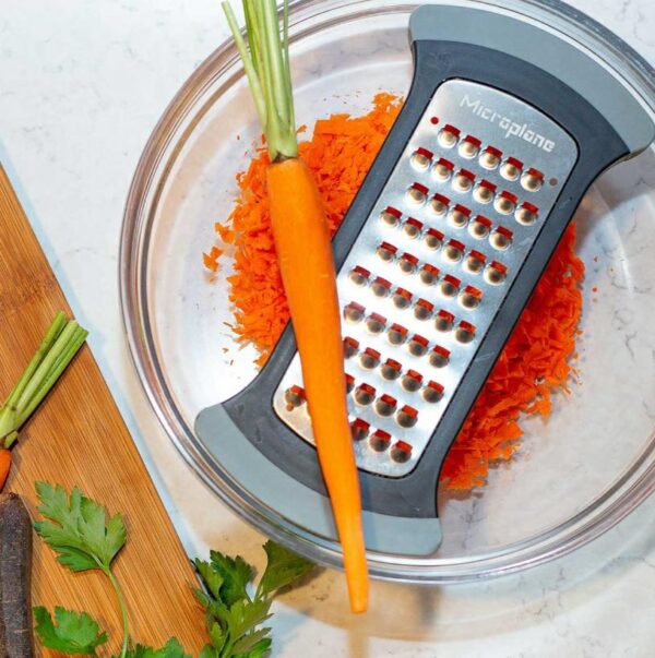 https://marshallandpearson.co.uk/wp-content/uploads/product/MIC-41708_microplane Bowl Grater Carrot.jpg